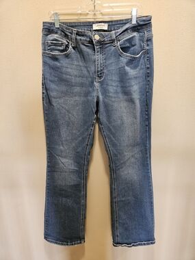Lovervet Women's Mid Blue Straight Leg Jeans